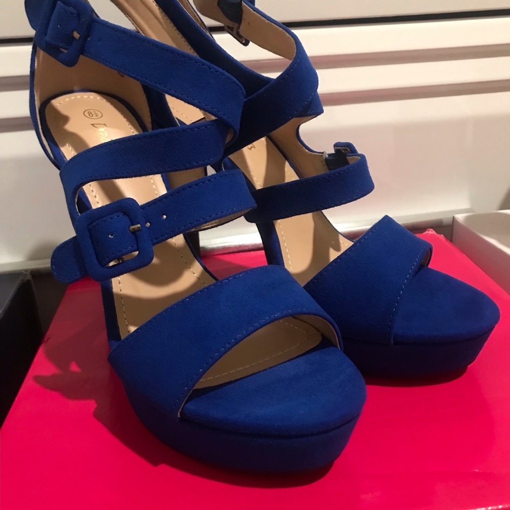 Royal blue woman’s heels